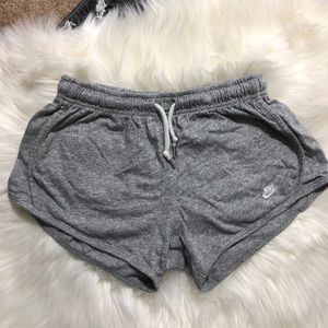 Nike Cotton gym shorts ✨ Size Small